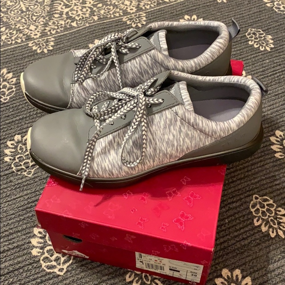Alegria shoes